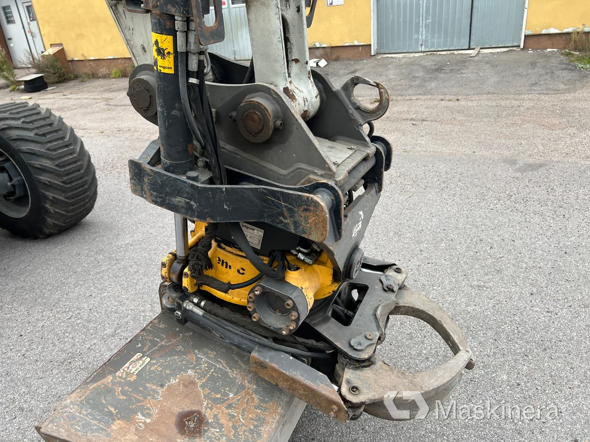 Pelle sur chenille Hjulgrävare Takeuchi TB295W med vagn & redskap: photos 46