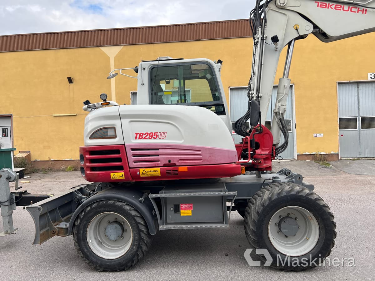 Pelle sur chenille Hjulgrävare Takeuchi TB295W med vagn & redskap: photos 10