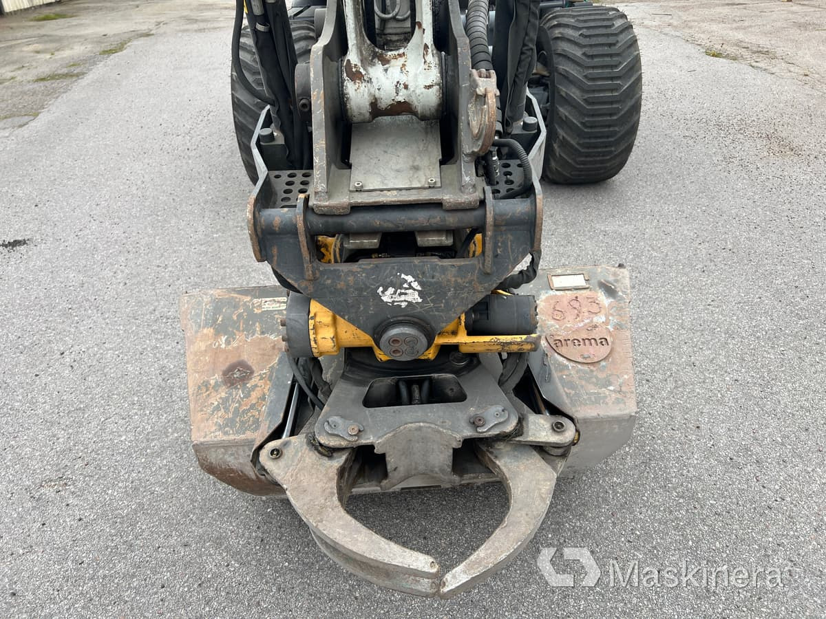 Pelle sur chenille Hjulgrävare Takeuchi TB295W med vagn & redskap: photos 45