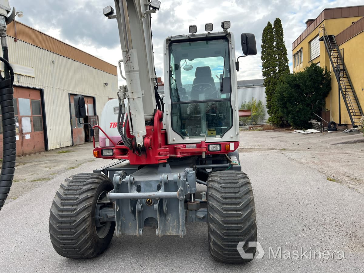 Pelle sur chenille Hjulgrävare Takeuchi TB295W med vagn & redskap: photos 16