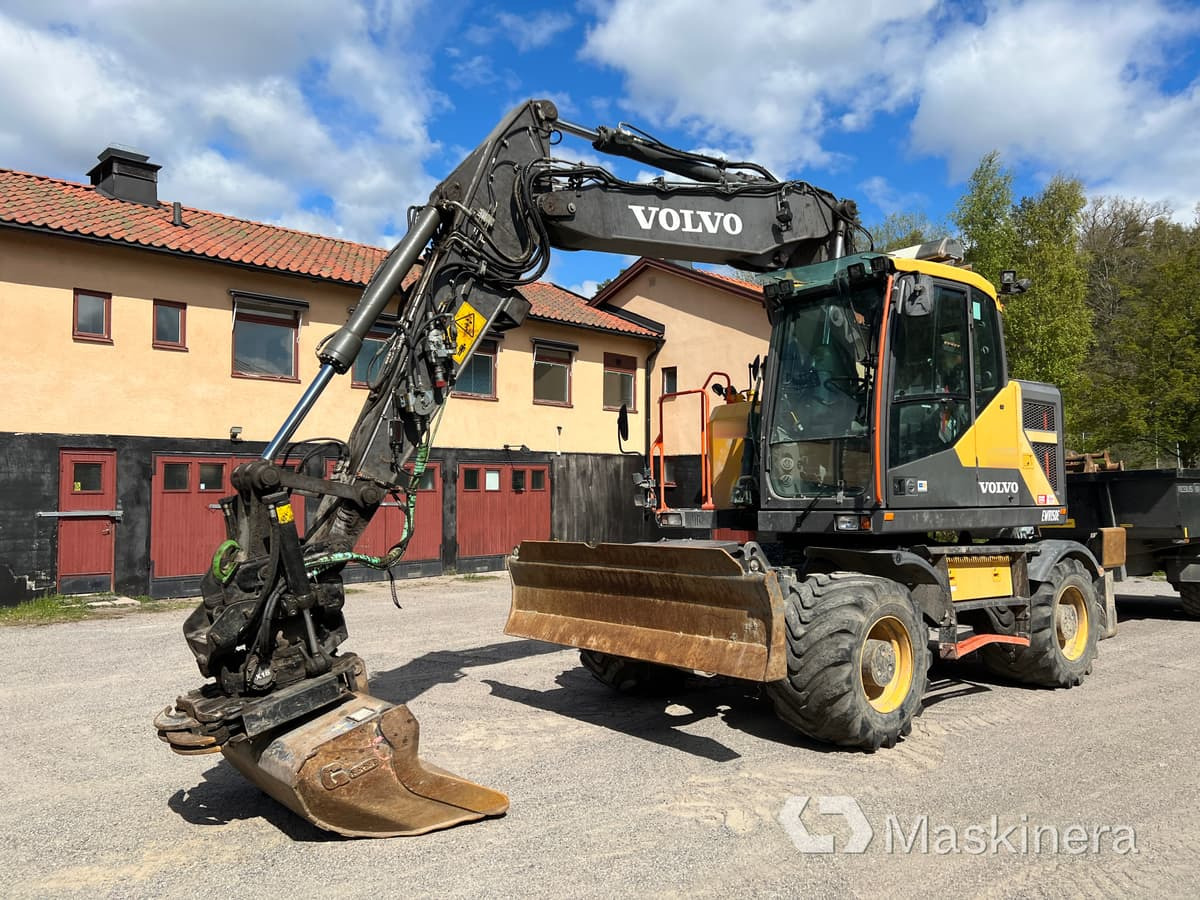 Hjulgrävare Volvo EWR150E med tillbehör - Pelle sur chenille: photos 2 Hjulgrävare Volvo EWR150E med tillbehör - Pelle sur chenille: photos 2