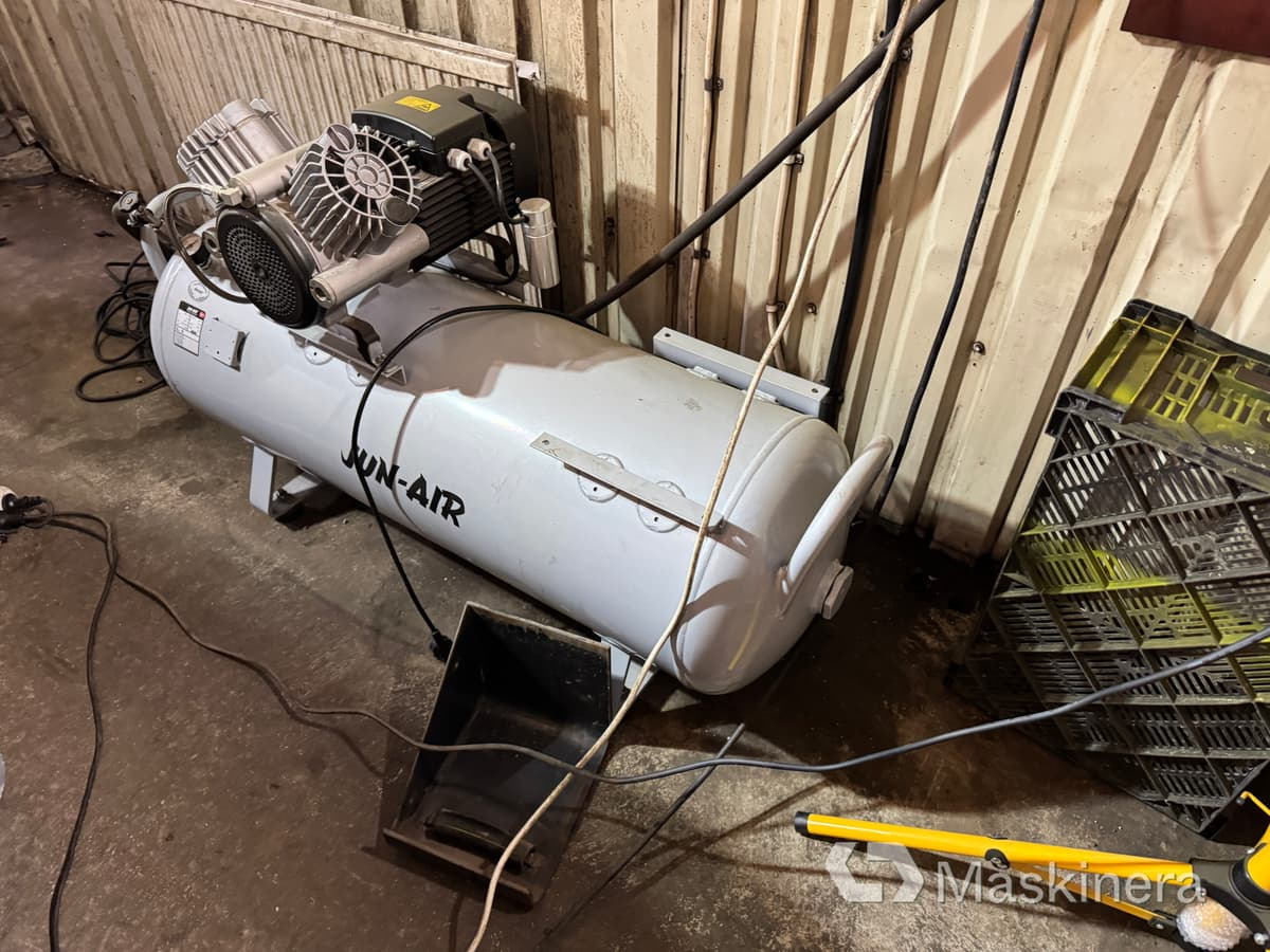 Kompressor Dana-tank A/S - Compresseur d'air: photos 1 Kompressor Dana-tank A/S - Compresseur d'air: photos 1