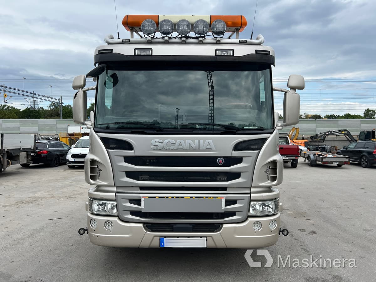 Kranväxlare Scania P410 8x4 - Camion ampliroll: photos 2 Kranväxlare Scania P410 8x4 - Camion ampliroll: photos 2