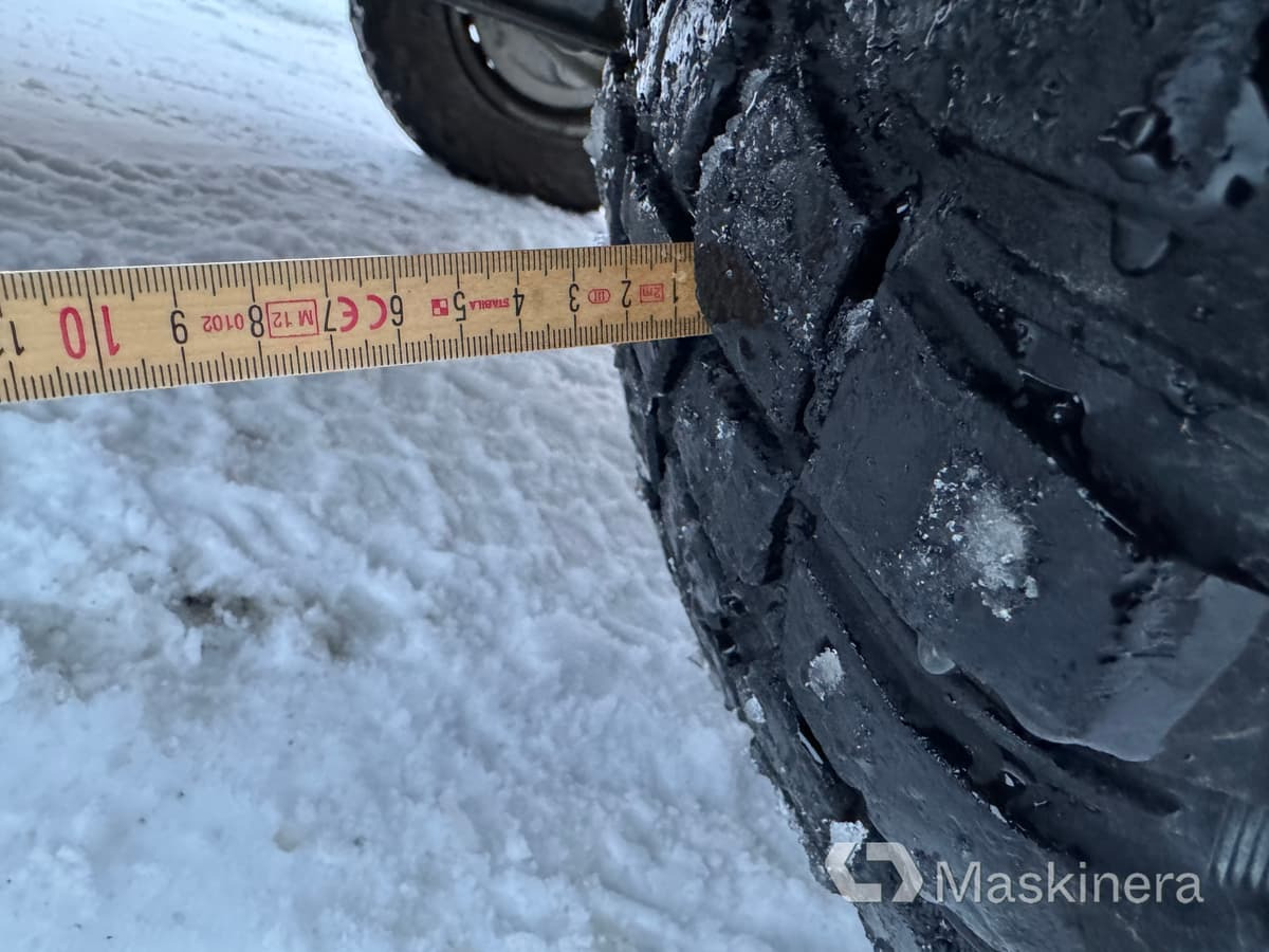 Fourgonnette Pickup Nissan Navara med flak: photos 41 Fourgonnette Pickup Nissan Navara med flak: photos 41