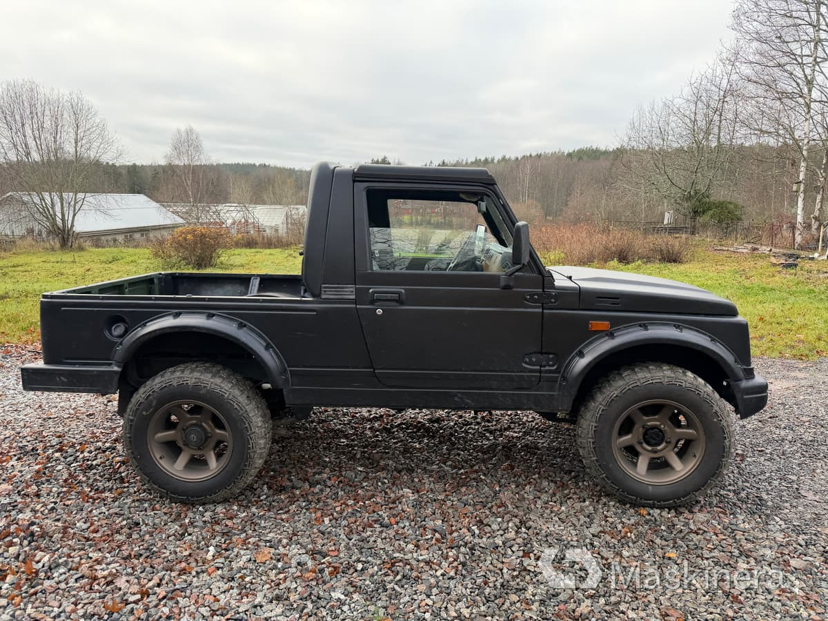 Pickup Suzuki Samurai 1.9TD 4WD - Fourgonnette: photos 4 Pickup Suzuki Samurai 1.9TD 4WD - Fourgonnette: photos 4