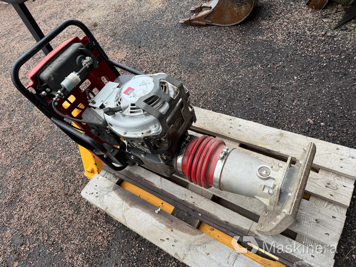 Stamp Swepac T84 - Plaque vibrante: photos 4 Stamp Swepac T84 - Plaque vibrante: photos 4