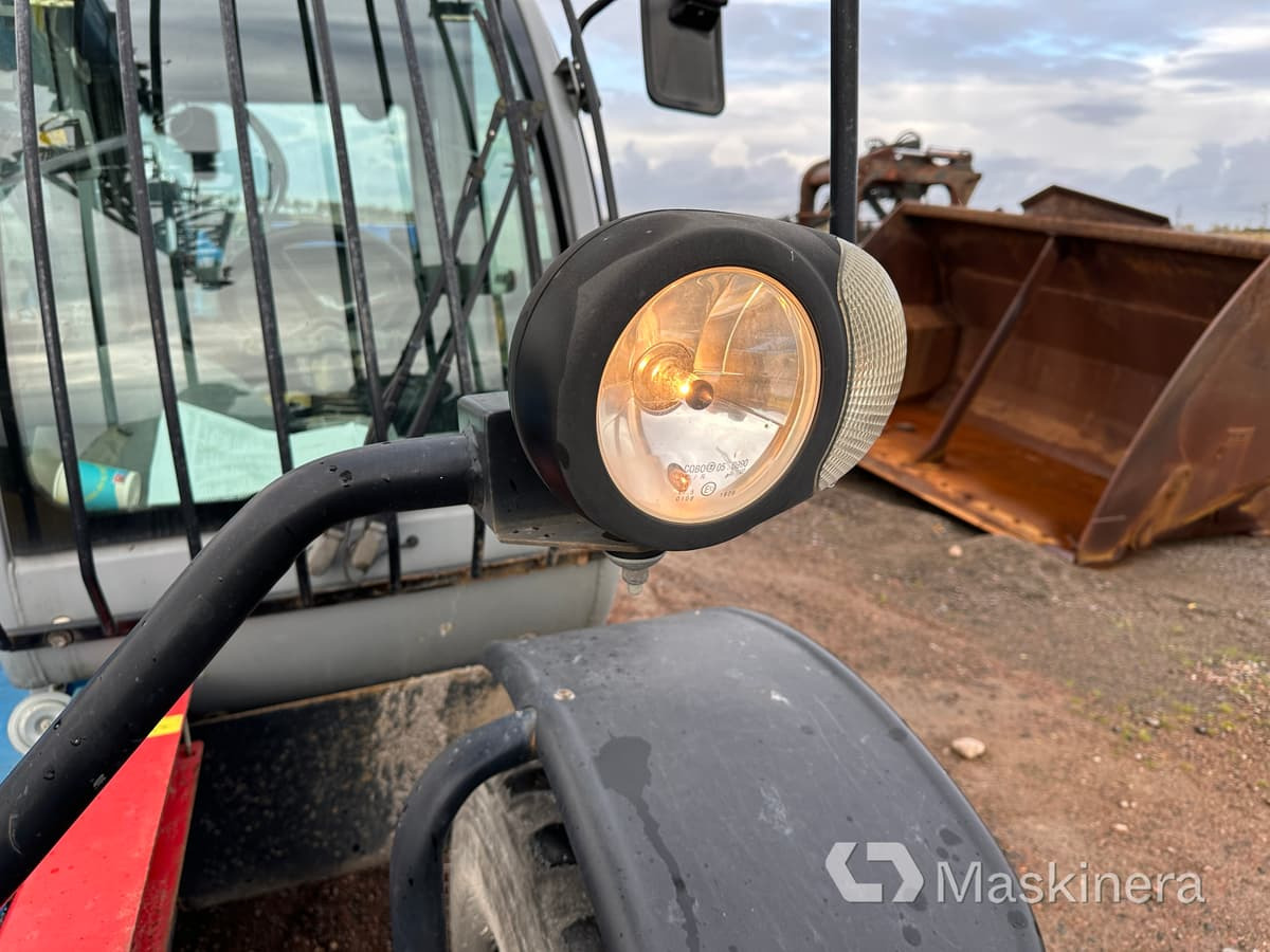 Chariot télescopique Teleskoplastare Genie GTH 4017SX + redskap: photos 42 Chariot télescopique Teleskoplastare Genie GTH 4017SX + redskap: photos 42