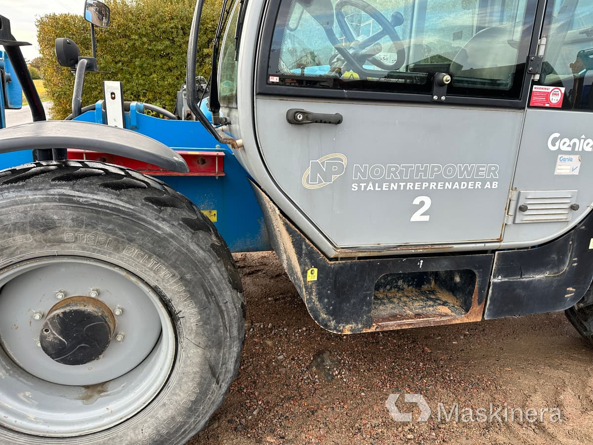 Chariot télescopique Teleskoplastare Genie GTH 4017SX + redskap: photos 13 Chariot télescopique Teleskoplastare Genie GTH 4017SX + redskap: photos 13