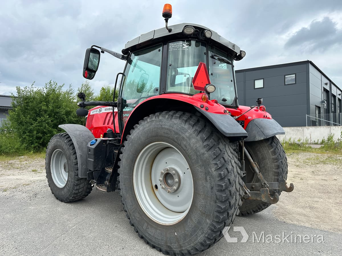 Traktor Massey Fergusson MF 6715 S + Bigab 10-14 G2 - Tracteur agricole: photos 3 Traktor Massey Fergusson MF 6715 S + Bigab 10-14 G2 - Tracteur agricole: photos 3