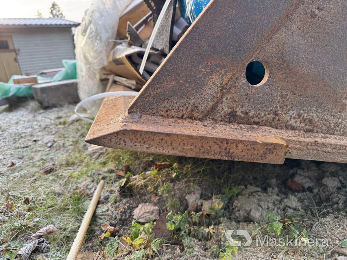 Volvo Equipments Hjullastarskopa Hardox botten - Godet pour chargeur: photos 5 Volvo Equipments Hjullastarskopa Hardox botten - Godet pour chargeur: photos 5