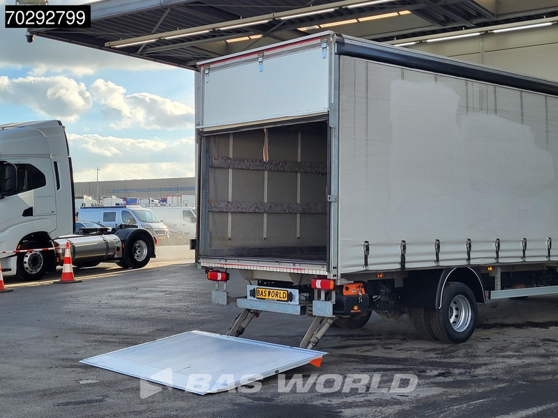 Iveco 60C18 3.0L Automaat Laadklep 180PK Schuifzeilen Zeilen Airco Cruise D'Hollandia Euro6 Schuifzeil Koffer Gesloten laadbak Airco Cruise - Utilitaire plateau baché: photos 3 Iveco 60C18 3.0L Automaat Laadklep 180PK Schuifzeilen Zeilen Airco Cruise D'Hollandia Euro6 Schuifzeil Koffer Gesloten laadbak Airco Cruise - Utilitaire plateau baché: photos 3