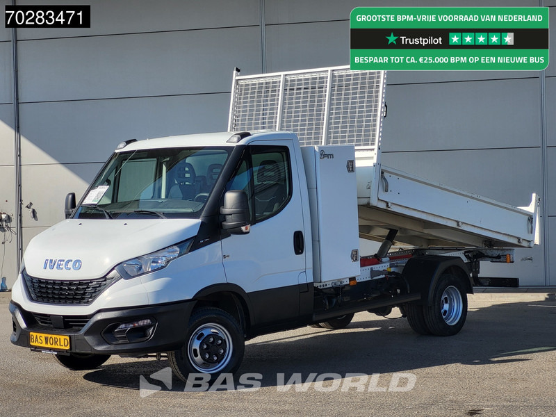 Iveco Daily 35C16 3.0L Kipper met Kist Dubbellucht 3,5t Trekhaak Airco Cruise Euro6 Tipper Benne Kieper 2m3 Airco Trekhaak Cruise control - Utilitaire benne: photos 1 Iveco Daily 35C16 3.0L Kipper met Kist Dubbellucht 3,5t Trekhaak Airco Cruise Euro6 Tipper Benne Kieper 2m3 Airco Trekhaak Cruise control - Utilitaire benne: photos 1