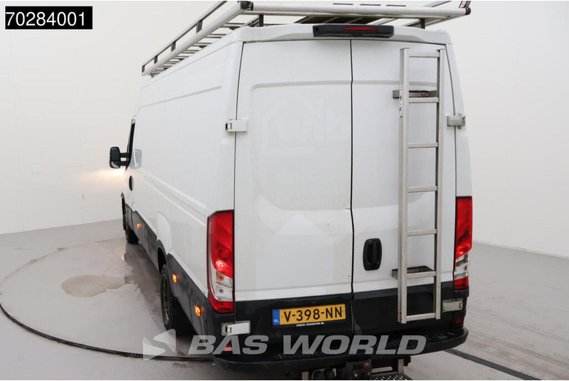Iveco Daily 35C18 COMING SOON! 3.0L Automaat L3H2 3,5t Trekhaak Airco Camera Imperiaal Euro6 L4H2 16m3 Airco - Fourgon utilitaire: photos 5 Iveco Daily 35C18 COMING SOON! 3.0L Automaat L3H2 3,5t Trekhaak Airco Camera Imperiaal Euro6 L4H2 16m3 Airco - Fourgon utilitaire: photos 5