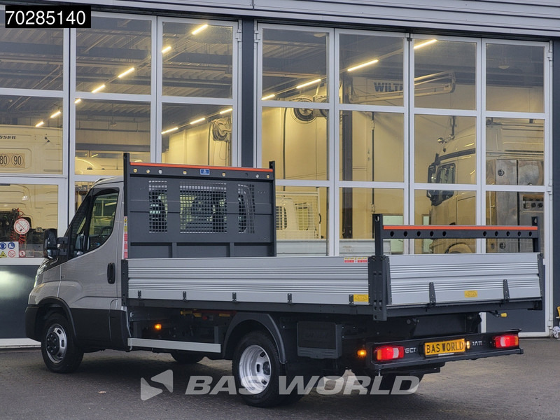Iveco Daily 35C21 3.0L 210PK Automaat Open Laadbak 2025 model ACC Airco CarPlay Pritsche Pickup Open Box Airco - Fourgon plateau: photos 5 Iveco Daily 35C21 3.0L 210PK Automaat Open Laadbak 2025 model ACC Airco CarPlay Pritsche Pickup Open Box Airco - Fourgon plateau: photos 5