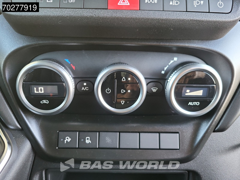 Fourgon utilitaire neuf Iveco Daily 35C21 3.0L Automaat Laag Dak 210PK Dubbellucht L2H1 3,5t Trekhaak ACC Navi LED Airco Cruise Camera Parkeersensoren Euro6 L2 9m3: photos 18