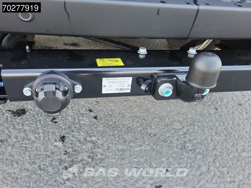 Fourgon utilitaire neuf Iveco Daily 35C21 3.0L Automaat Laag Dak 210PK Dubbellucht L2H1 3,5t Trekhaak ACC Navi LED Airco Cruise Camera Parkeersensoren Euro6 L2 9m3: photos 8
