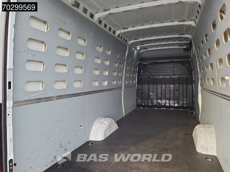 Iveco Daily 35S14 Automaat L3H2 3,5t Trekhaak Airco Cruise Euro6 L3 Airco Trekhaak Cruise control - crédit-bail Iveco Daily 35S14 Automaat L3H2 3,5t Trekhaak Airco Cruise Euro6 L3 Airco Trekhaak Cruise control: photos 8 Iveco Daily 35S14 Automaat L3H2 3,5t Trekhaak Airco Cruise Euro6 L3 Airco Trekhaak Cruise control - crédit-bail Iveco Daily 35S14 Automaat L3H2 3,5t Trekhaak Airco Cruise Euro6 L3 Airco Trekhaak Cruise control: photos 8