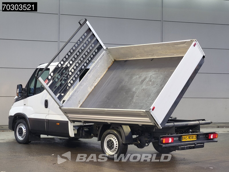 Iveco Daily 35S16 Driezijdige Automaat Kipper Dubbel Cabine 3,5t Trekhaak 160PK Airco Camera Euro6 Tipper Benne Kieper Airco Trekhaak - Utilitaire benne: photos 2 Iveco Daily 35S16 Driezijdige Automaat Kipper Dubbel Cabine 3,5t Trekhaak 160PK Airco Camera Euro6 Tipper Benne Kieper Airco Trekhaak - Utilitaire benne: photos 2