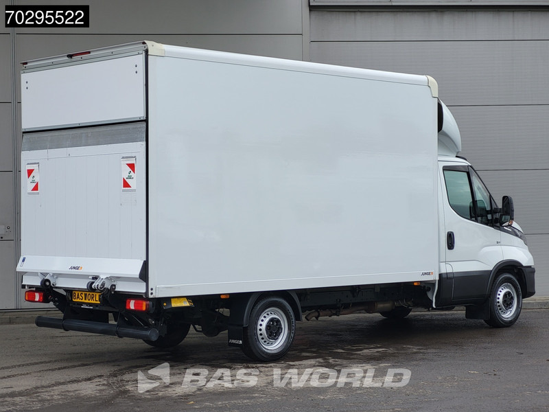 Iveco Daily 35S16 Laadklep Automaat Bakwagen 160PK Airco Camera Euro6 Meubelbak Koffer 21m3 Airco - Fourgon grand volume: photos 2 Iveco Daily 35S16 Laadklep Automaat Bakwagen 160PK Airco Camera Euro6 Meubelbak Koffer 21m3 Airco - Fourgon grand volume: photos 2