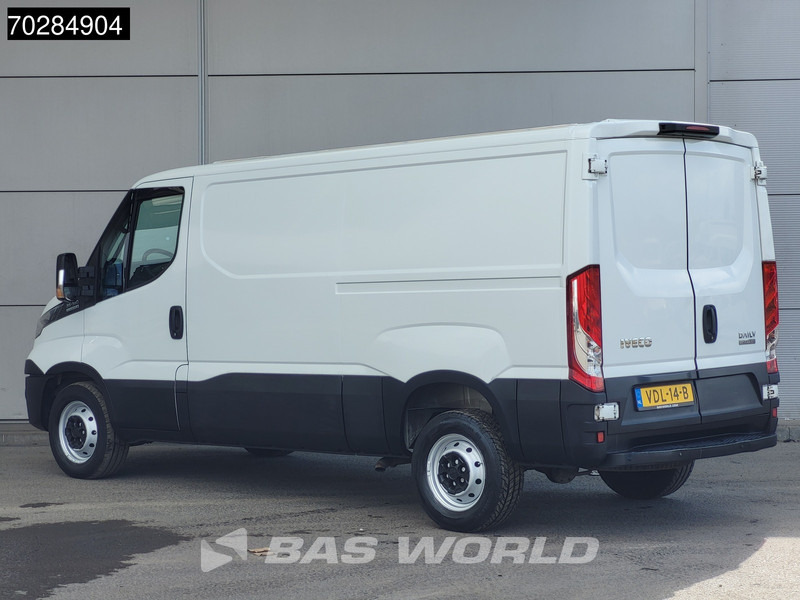 Iveco Daily 35S18 3.0L Automaat 180PK Airco Cruise 3,5t Trekgewicht Euro6 APK 05-2026 9m3 Airco Cruise control - Fourgon utilitaire: photos 2 Iveco Daily 35S18 3.0L Automaat 180PK Airco Cruise 3,5t Trekgewicht Euro6 APK 05-2026 9m3 Airco Cruise control - Fourgon utilitaire: photos 2