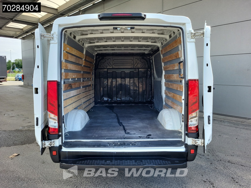 Iveco Daily 35S18 3.0L Automaat 180PK Airco Cruise 3,5t Trekgewicht Euro6 APK 05-2026 9m3 Airco Cruise control - Fourgon utilitaire: photos 3 Iveco Daily 35S18 3.0L Automaat 180PK Airco Cruise 3,5t Trekgewicht Euro6 APK 05-2026 9m3 Airco Cruise control - Fourgon utilitaire: photos 3