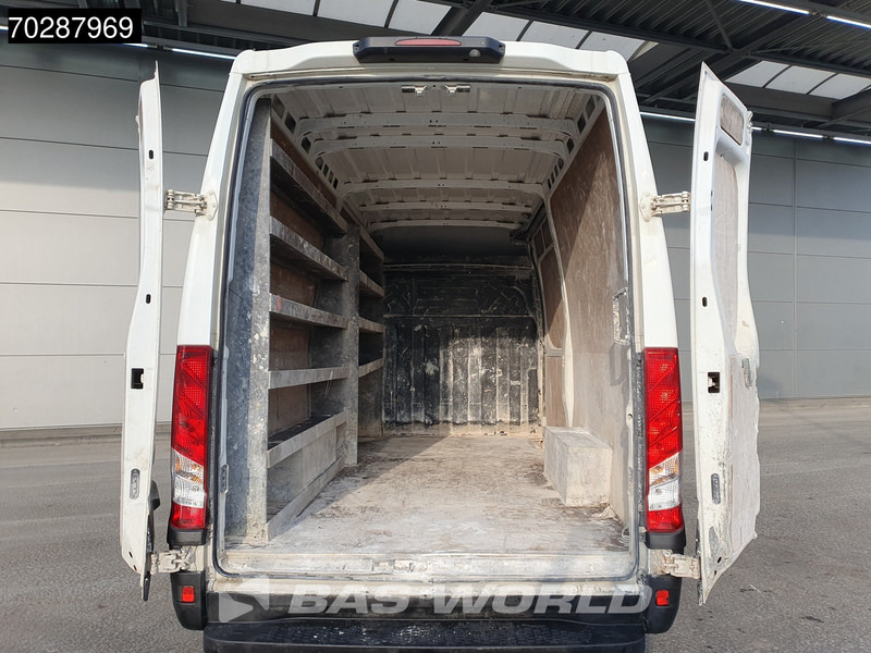 Iveco Daily 35S18 3.0L Automaat L2H2 3,5t Trekhaak 180PK LED Navi Airco Cruise Camera Euro6 L2 12m3 Airco Trekhaak Cruise control - Fourgon utilitaire: photos 3 Iveco Daily 35S18 3.0L Automaat L2H2 3,5t Trekhaak 180PK LED Navi Airco Cruise Camera Euro6 L2 12m3 Airco Trekhaak Cruise control - Fourgon utilitaire: photos 3