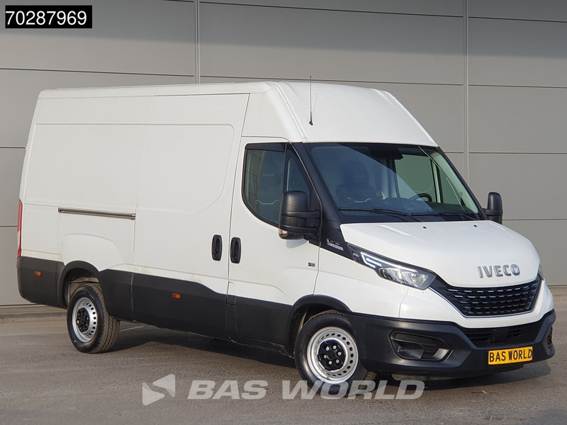 Iveco Daily 35S18 3.0L Automaat L2H2 3,5t Trekhaak 180PK LED Navi Airco Cruise Camera Euro6 L2 12m3 Airco Trekhaak Cruise control - Fourgon utilitaire: photos 5 Iveco Daily 35S18 3.0L Automaat L2H2 3,5t Trekhaak 180PK LED Navi Airco Cruise Camera Euro6 L2 12m3 Airco Trekhaak Cruise control - Fourgon utilitaire: photos 5