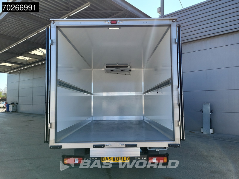 Iveco Daily 35S18 3.0L Koelwagen Vriezer Thermoking V-200 MAX 220V stekker -18 LED Navi Airco ACC Koel Koeler Kühler Kühlwagen Kühlkoffer Vr - Utilitaire frigorifique: photos 3 Iveco Daily 35S18 3.0L Koelwagen Vriezer Thermoking V-200 MAX 220V stekker -18 LED Navi Airco ACC Koel Koeler Kühler Kühlwagen Kühlkoffer Vr - Utilitaire frigorifique: photos 3