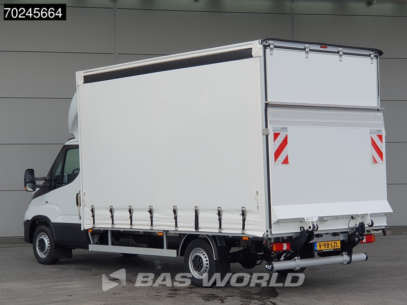Iveco Daily 35S18 3.0L Laadklep 180PK Schuifzeilen Airco Cruise Bakwagen Euro6 Meubelbak Zeilenwagen Schuifzeil Plane 22m3 Airco Cruise cont - Utilitaire plateau baché: photos 2 Iveco Daily 35S18 3.0L Laadklep 180PK Schuifzeilen Airco Cruise Bakwagen Euro6 Meubelbak Zeilenwagen Schuifzeil Plane 22m3 Airco Cruise cont - Utilitaire plateau baché: photos 2