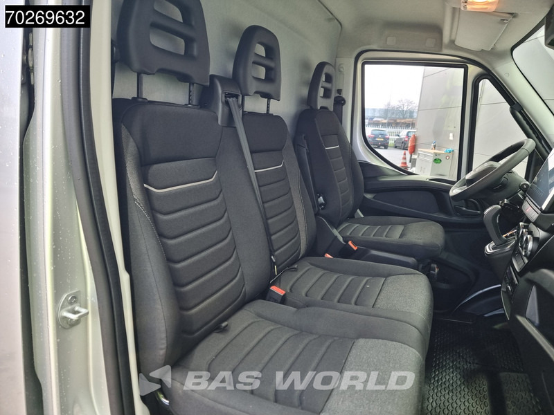 Fourgon utilitaire neuf Iveco Daily 35S21 210PK 3.0L Automaat 2025 Black Edition model L3H2 ACC LED Tacho CarPlay Velgen Camera 12m3 Airco Trekhaak: photos 10
