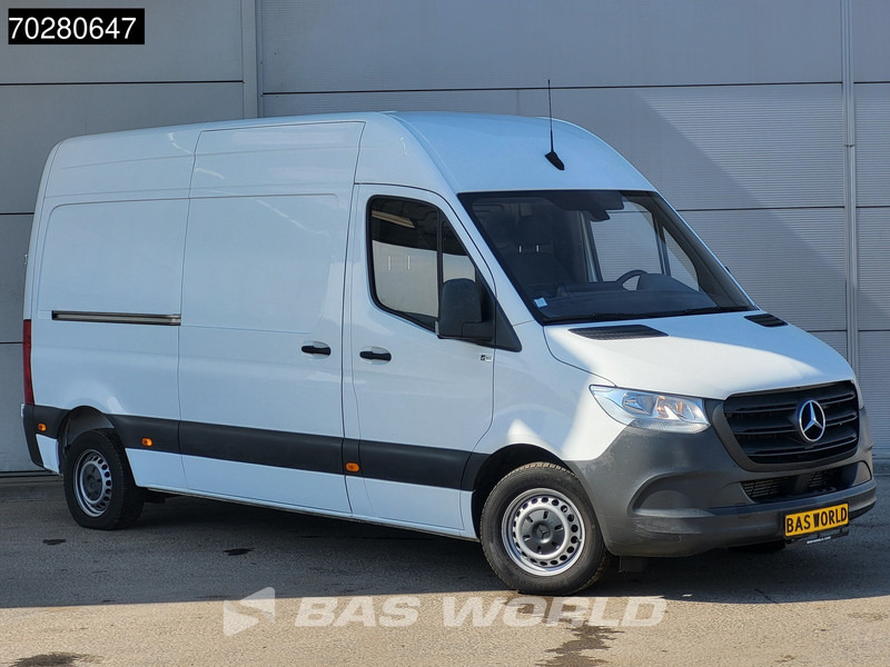 Mercedes-Benz Sprinter 311 CDI L2H2 Airco Cruise MBUX Euro6 L2 11m3 Airco Cruise control - Fourgonnette: photos 3 Mercedes-Benz Sprinter 311 CDI L2H2 Airco Cruise MBUX Euro6 L2 11m3 Airco Cruise control - Fourgonnette: photos 3