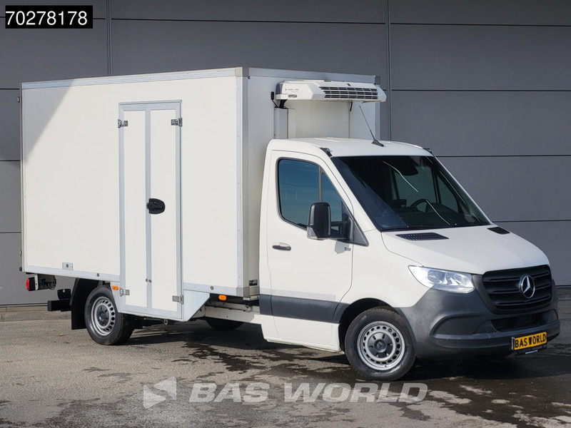 Mercedes-Benz Sprinter 314 CDI Automaat Bi Temp Koelwagen Thermo King V-300 Max Koeler Koel Vries Vriezer Kühlkasten Airco Cruise control - Utilitaire frigorifique: photos 3 Mercedes-Benz Sprinter 314 CDI Automaat Bi Temp Koelwagen Thermo King V-300 Max Koeler Koel Vries Vriezer Kühlkasten Airco Cruise control - Utilitaire frigorifique: photos 3