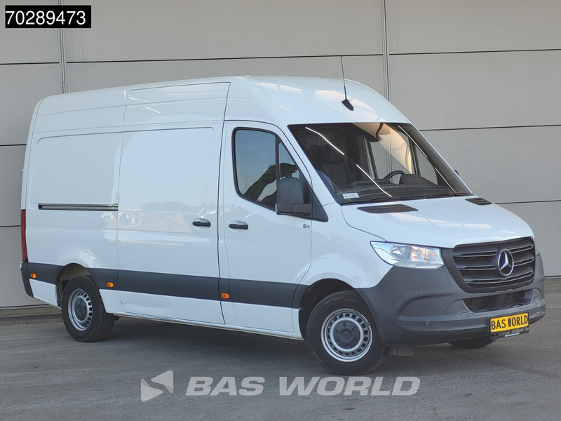 Mercedes-Benz Sprinter 315 CDI Automaat L2H2 150PK Airco Cruise Camera MBUX CarPlay Euro6 L2 12m3 Airco Cruise control - Fourgon utilitaire: photos 3 Mercedes-Benz Sprinter 315 CDI Automaat L2H2 150PK Airco Cruise Camera MBUX CarPlay Euro6 L2 12m3 Airco Cruise control - Fourgon utilitaire: photos 3