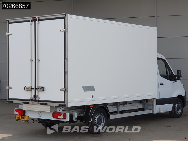 Mercedes-Benz Sprinter 315 CDI Koelwagen Achterdeuren Thermo King C-250 Airco MBUX Koel Koeler Kühl Kühler Kühlwagen Kühlkoffer 17m3 Airco Cruise contr - crédit-bail Mercedes-Benz Sprinter 315 CDI Koelwagen Achterdeuren Thermo King C-250 Airco MBUX Koel Koeler Kühl Kühler Kühlwagen Kühlkoffer 17m3 Airco Cruise contr: photos 8