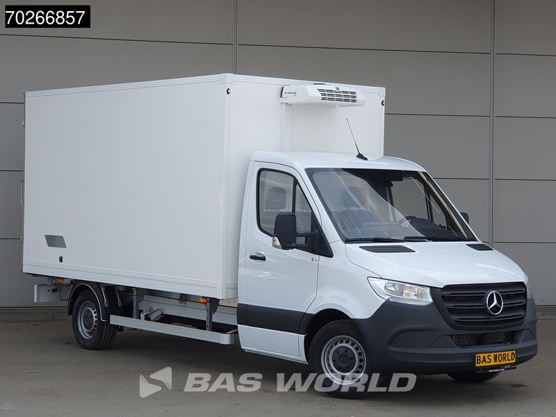 Mercedes-Benz Sprinter 315 CDI Koelwagen Achterdeuren Thermo King C-250 Airco MBUX Koel Koeler Kühl Kühler Kühlwagen Kühlkoffer 17m3 Airco Cruise contr - crédit-bail Mercedes-Benz Sprinter 315 CDI Koelwagen Achterdeuren Thermo King C-250 Airco MBUX Koel Koeler Kühl Kühler Kühlwagen Kühlkoffer 17m3 Airco Cruise contr: photos 7