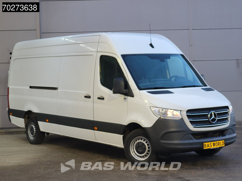 Mercedes-Benz Sprinter 317 CDI Automaat L3H2 170PK Airco Cruise Camera Parkeersensoren MBUX L3 14m3 Airco Cruise control - Fourgon utilitaire: photos 3 Mercedes-Benz Sprinter 317 CDI Automaat L3H2 170PK Airco Cruise Camera Parkeersensoren MBUX L3 14m3 Airco Cruise control - Fourgon utilitaire: photos 3