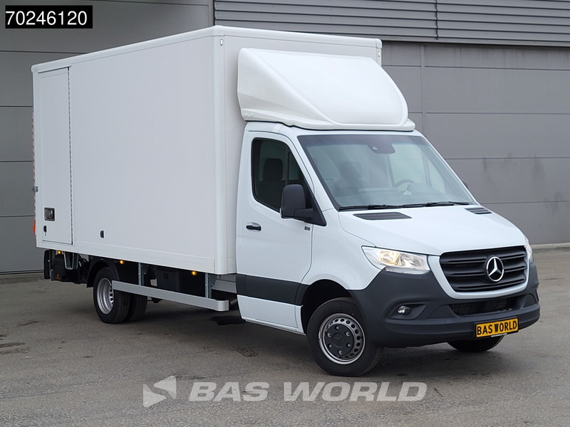 Mercedes-Benz Sprinter 515 CDI Automaat 1000kg Laadklep Dubbellucht Bakwagen MBUX Airco Cruise MBUX Koffer Meubelbak 21m3 Airco Cruise control - Fourgon grand volume: photos 2 Mercedes-Benz Sprinter 515 CDI Automaat 1000kg Laadklep Dubbellucht Bakwagen MBUX Airco Cruise MBUX Koffer Meubelbak 21m3 Airco Cruise control - Fourgon grand volume: photos 2