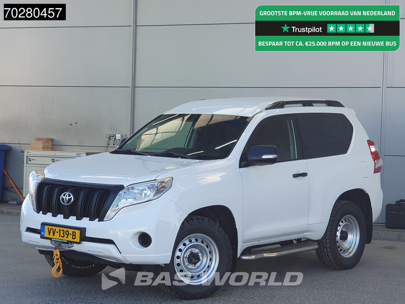 Toyota Land Cruiser 2.8 D-4D 177 PK Euro6 3DRS VAN 3.5t trekhaak Warn Lier Airco PDC 2m3 Airco Trekhaak - Fourgonnette: photos 1 Toyota Land Cruiser 2.8 D-4D 177 PK Euro6 3DRS VAN 3.5t trekhaak Warn Lier Airco PDC 2m3 Airco Trekhaak - Fourgonnette: photos 1