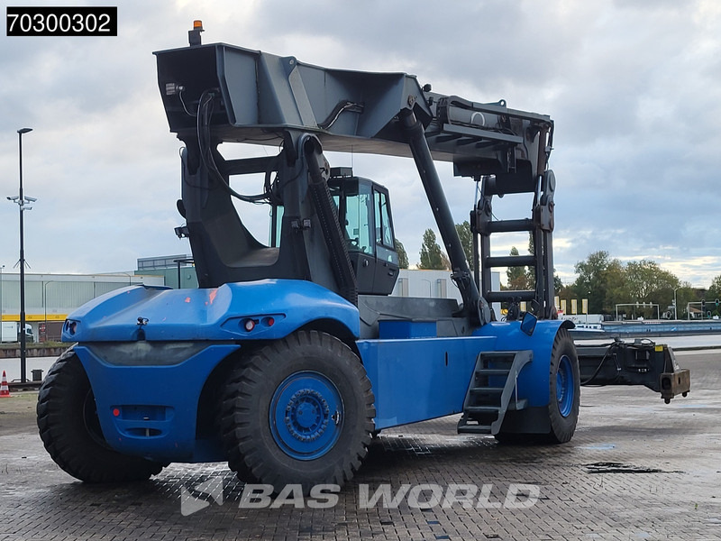 Linde C4545TL 20ft - 45ft container extendable - Reach stacker: photos 5 Linde C4545TL 20ft - 45ft container extendable - Reach stacker: photos 5