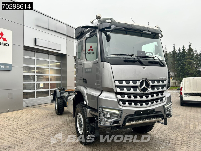 Mercedes-Benz Acrocs 2051 Arocs 4X4 NEW 4x4 chassis! Camper base Steel suspension Big-Axle Automatic Euro 6 - Châssis cabine: photos 3 Mercedes-Benz Acrocs 2051 Arocs 4X4 NEW 4x4 chassis! Camper base Steel suspension Big-Axle Automatic Euro 6 - Châssis cabine: photos 3