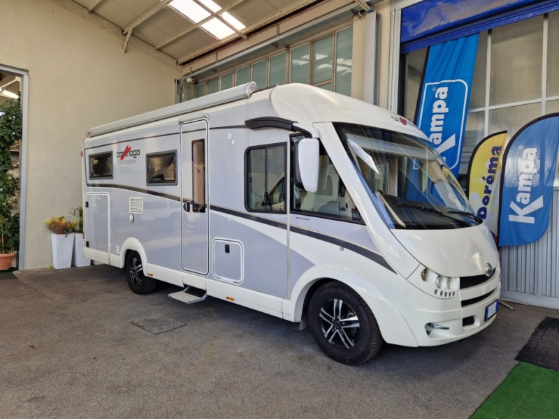 Carthago C-Tourer I 143 - Camping-car intégral: photos 1 Carthago C-Tourer I 143 - Camping-car intégral: photos 1