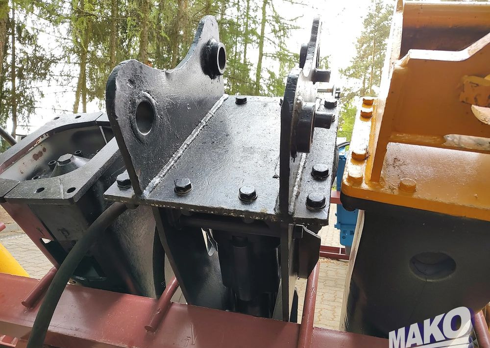 Młot hydrauliczny 430kg do koparki - Accessoire pour Engins de chantier: photos 4 Młot hydrauliczny 430kg do koparki - Accessoire pour Engins de chantier: photos 4