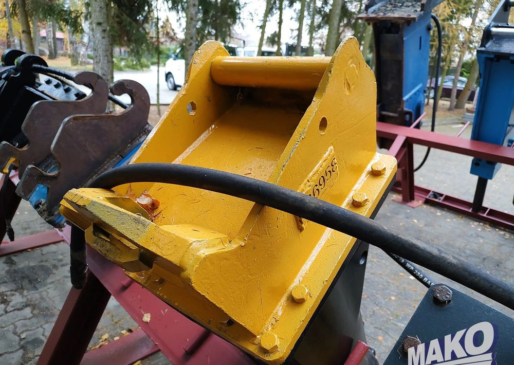 Młot hydrauliczny CAT 415kg do koparki - Accessoire pour Engins de chantier: photos 3 Młot hydrauliczny CAT 415kg do koparki - Accessoire pour Engins de chantier: photos 3
