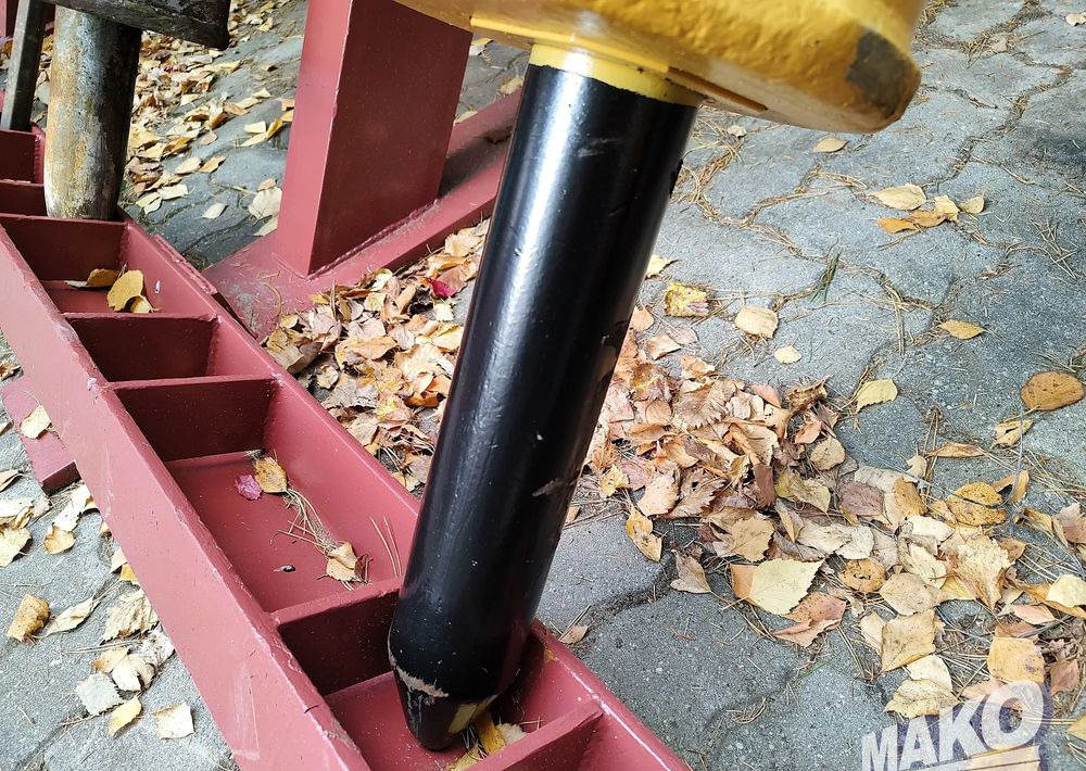 Młot hydrauliczny Montabert SC36 390kg do koparki - Accessoire pour Engins de chantier: photos 2 Młot hydrauliczny Montabert SC36 390kg do koparki - Accessoire pour Engins de chantier: photos 2