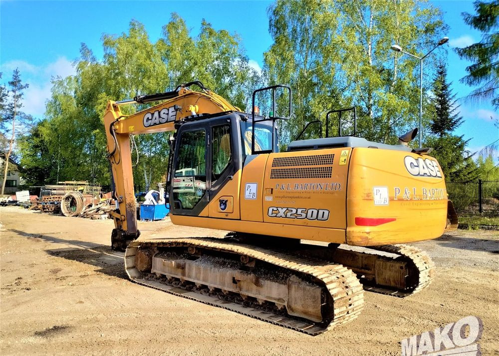 Komatsu CX 250 D - Pelle sur chenille: photos 2 Komatsu CX 250 D - Pelle sur chenille: photos 2
