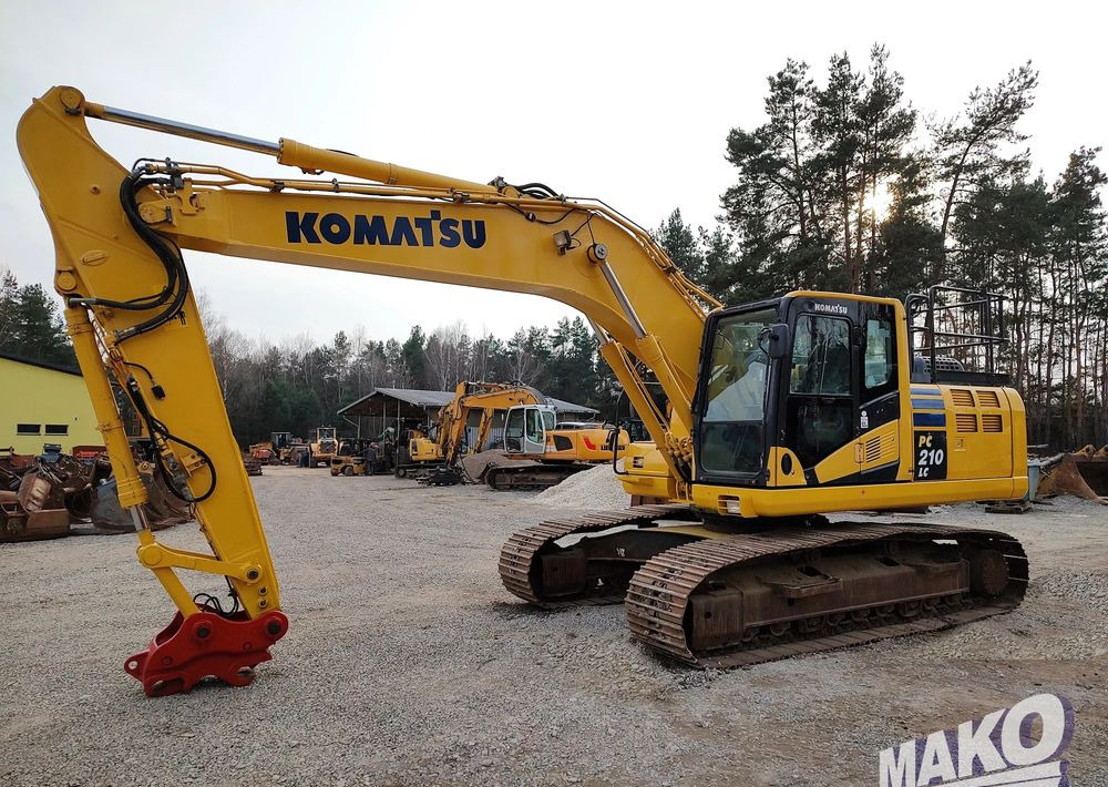 Pelle sur chenille Komatsu PC210 LC-10: photos 8