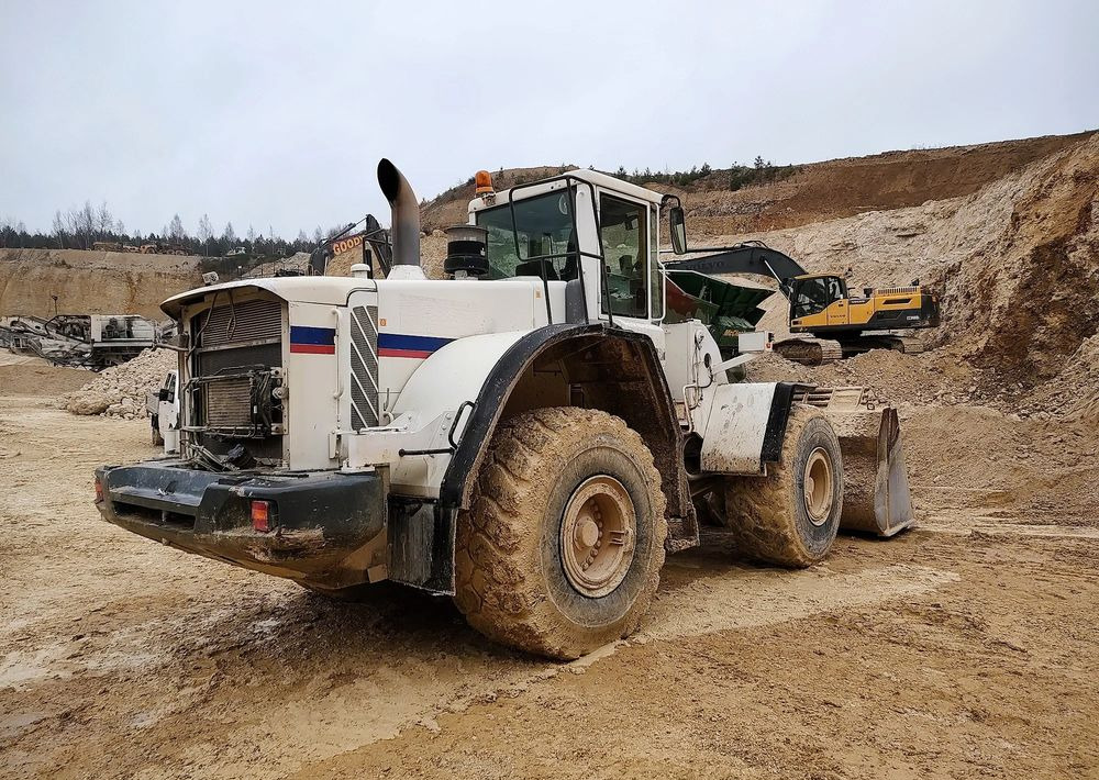 Volvo L180E - Chargeuse sur pneus: photos 5 Volvo L180E - Chargeuse sur pneus: photos 5