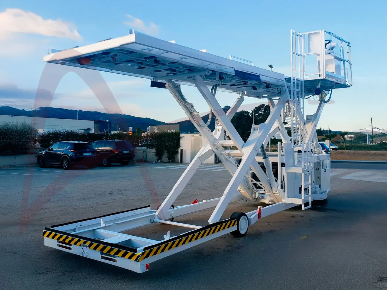 AIR MARREL LAM3500 - Chargeur de fret: photos 2 AIR MARREL LAM3500 - Chargeur de fret: photos 2