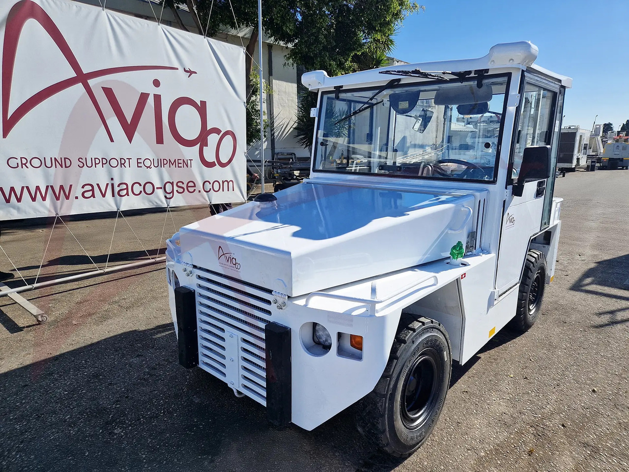 EINSA TA-5 - Tracteur à bagages: photos 1 EINSA TA-5 - Tracteur à bagages: photos 1