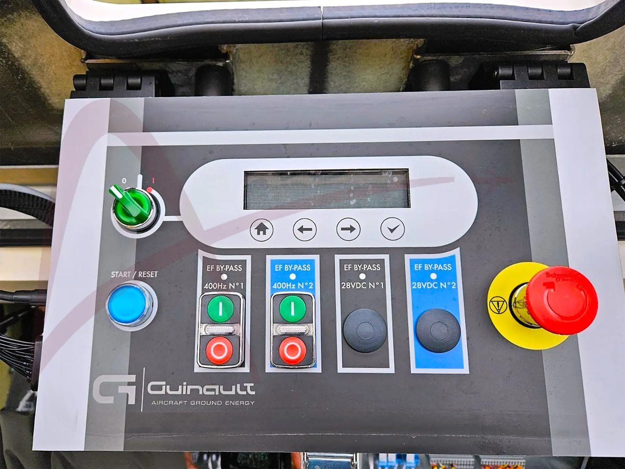 GUINAULT GA180V51D2000 - Groupe électrogène au sol: photos 3 GUINAULT GA180V51D2000 - Groupe électrogène au sol: photos 3